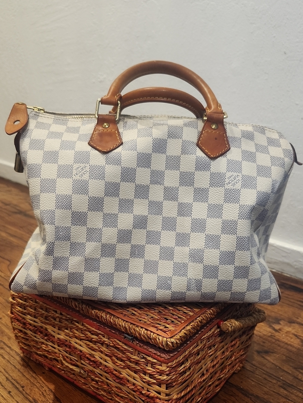 Louis Vuitton Damier Azur Speedy 30 (2010) - Picture 2 of 16